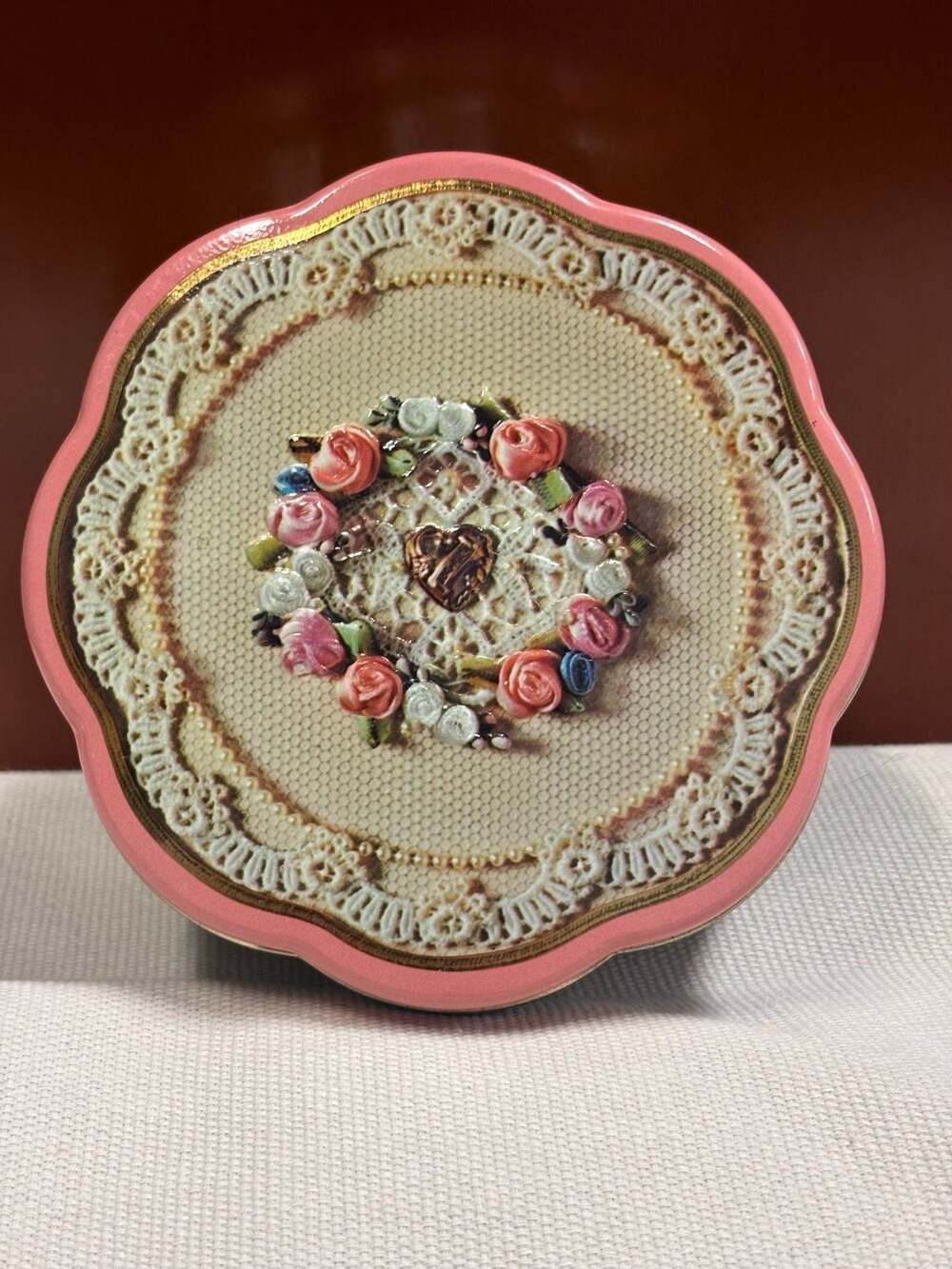 Vintage 1981 Avon Valentine's Day Floral Pink Lace Tin Container